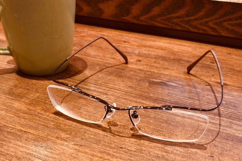 眼鏡市場 ゼログラ は着け心地が神 鯖江の職人が生み出す傑作をレビュー 大人の趣味
