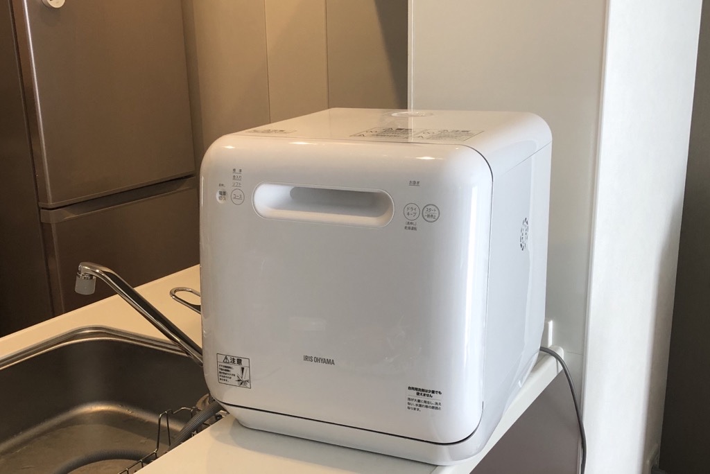 アイリスオーヤマの食洗機（ISHT-5000）の設置イメージ